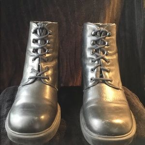 Vintage Nine West Cloud 9 Leather Lace Up Boots